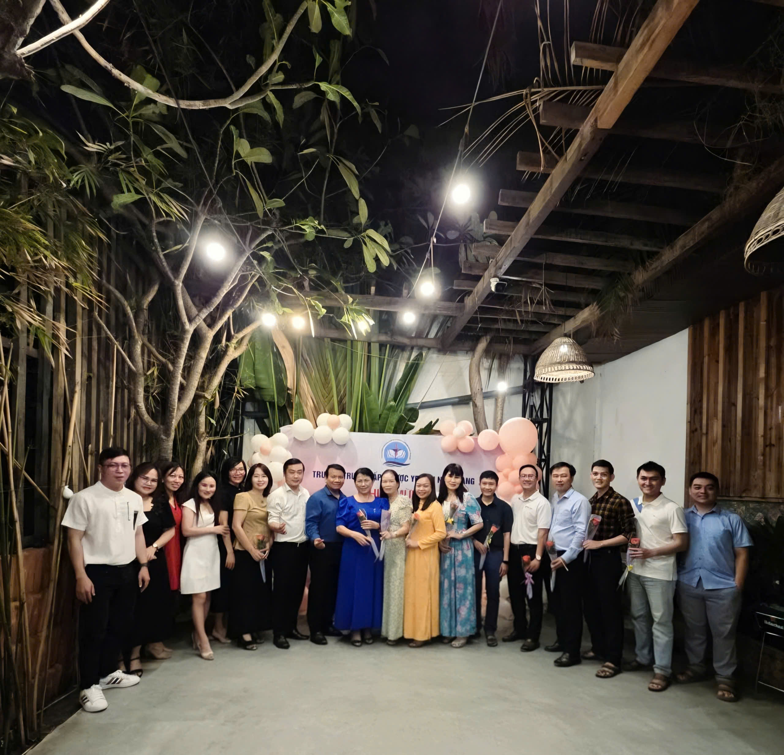 GẶP GỠ, GIAO LƯU CÁC GIÁO VIÊN VÀ CÁN BỘ NHÂN VIÊN NHÀ TRƯỜNG NHÂN DỊP NGÀY NHÀ GIÁO VIỆT NAM 20.11